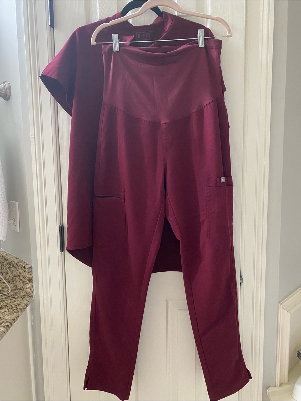 Figs Maternity Women's Burgundy Scrub Pants